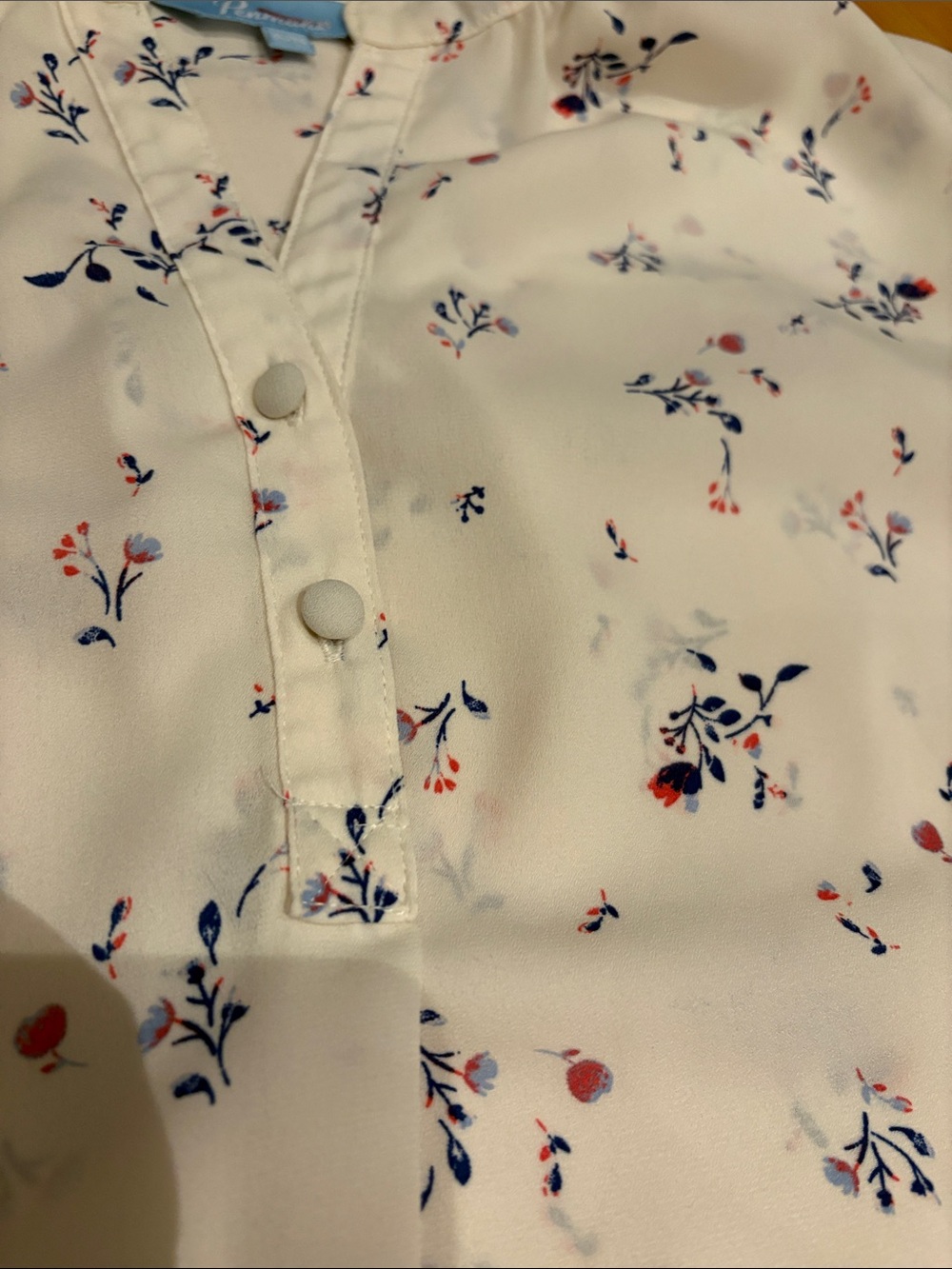 VEUC Women's Penmans Long Sleeve Cream Floral Henley Blouse - size XL - Picture 8 of 16